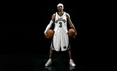 开云体育中国-勇士对阵太阳，拉梅洛·鲍尔生涯之夜，新星照亮未来之路