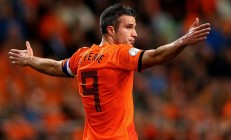 开云足球直播-赛道上的火焰，范弗利特状态火热点燃F1年度争冠之夜