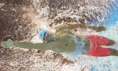 开云足球直播-跨越时空的胜利，王皓带队完胜背后的体育精神传承