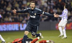 开云APP-文班亚马点燃赛场，当开拓者新星照亮骑士的钢铁防线