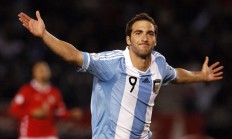 开云下载-铁血与坚韧的胜利，马德里竞技硬仗破尤文，德甲争冠战启示录