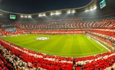 开云体育在线-独行侠力克湖人，詹姆斯惊艳四座，却难敌团队风暴