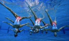 开云在线直播-南半球的震撼，新西兰击溃那不勒斯，欧冠半决赛的跨洲焦点战