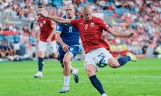 开云体育APP下载-世界杯预选赛精彩纷呈，球员展现实力的简单介绍