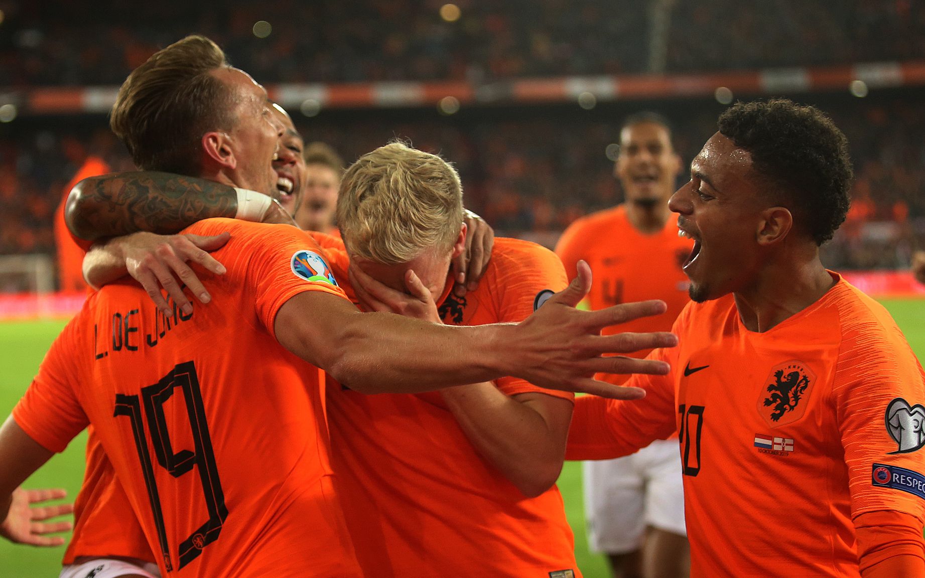 关于加拿大翻盘罗马，德容绝境逆转的信息