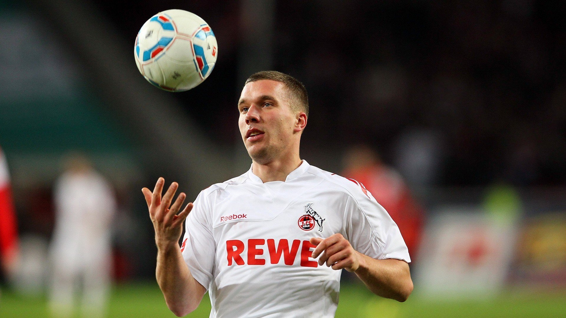 法比尼奥，逆境中的脊梁，尤文逆转罗马的独一英雄