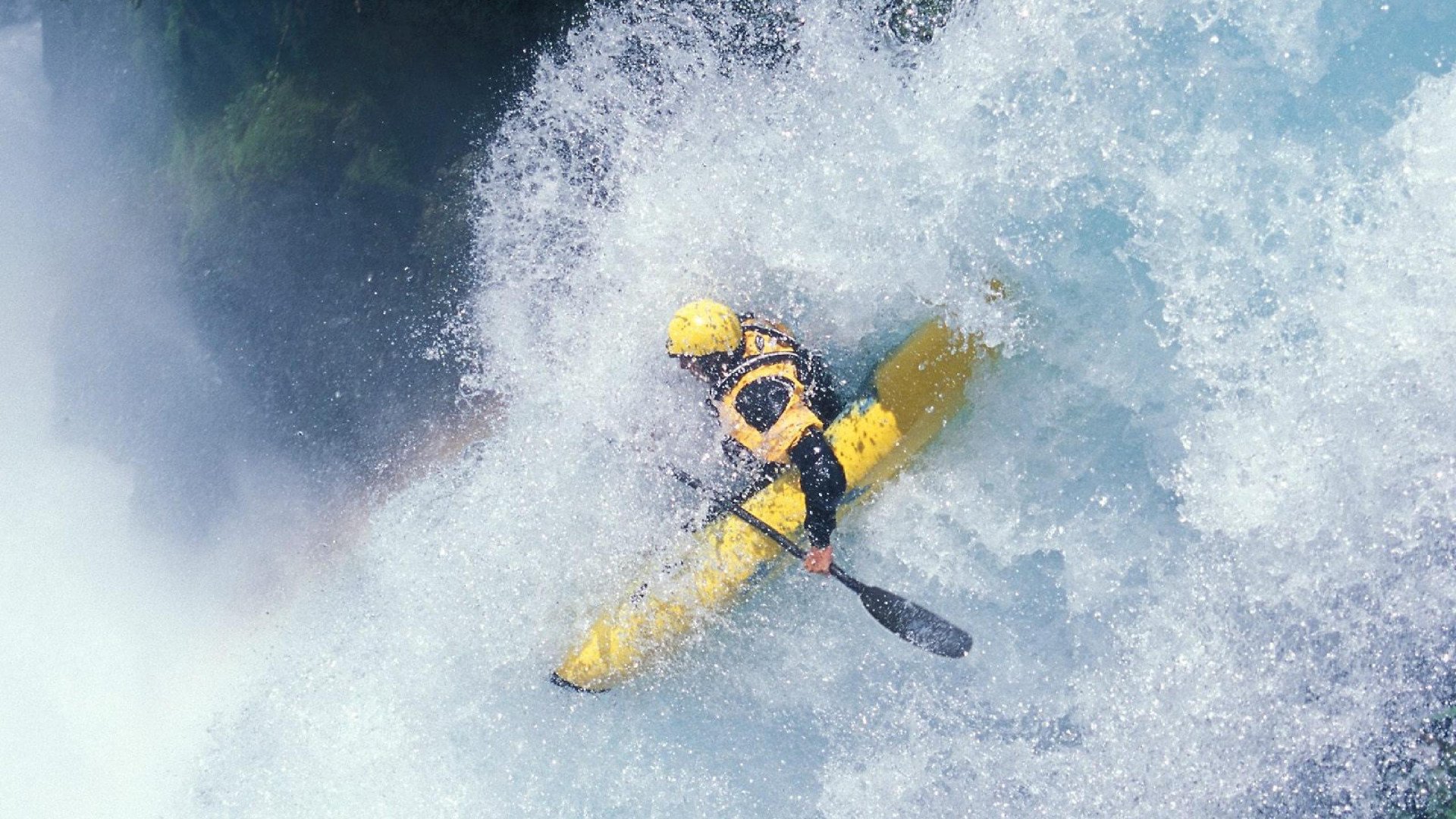 赛道上的红与银，塞恩斯高光表现助梅赛德斯力克索伯车队